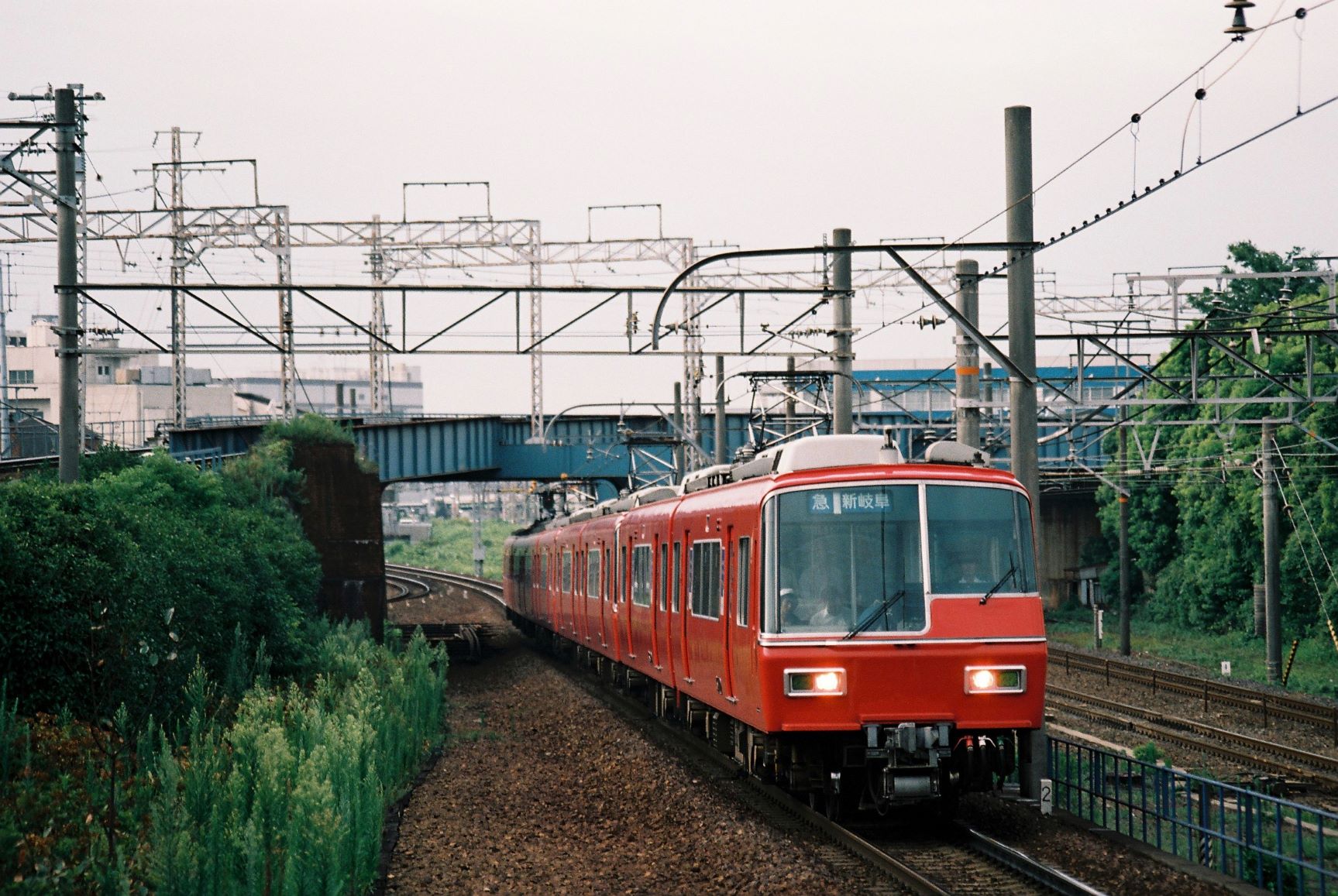 2004年8月3日727列車。5300系先頭。