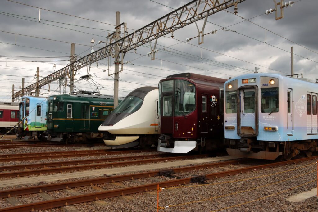 鉄道車両形式プレート 4本受注生産 即購入可 鉄道車両形式プレート 4